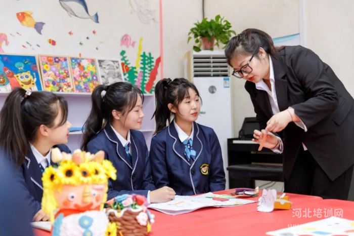 石家庄花都形象艺术学校幼师专业