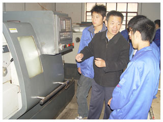 河北省工业数控学校学生实践课