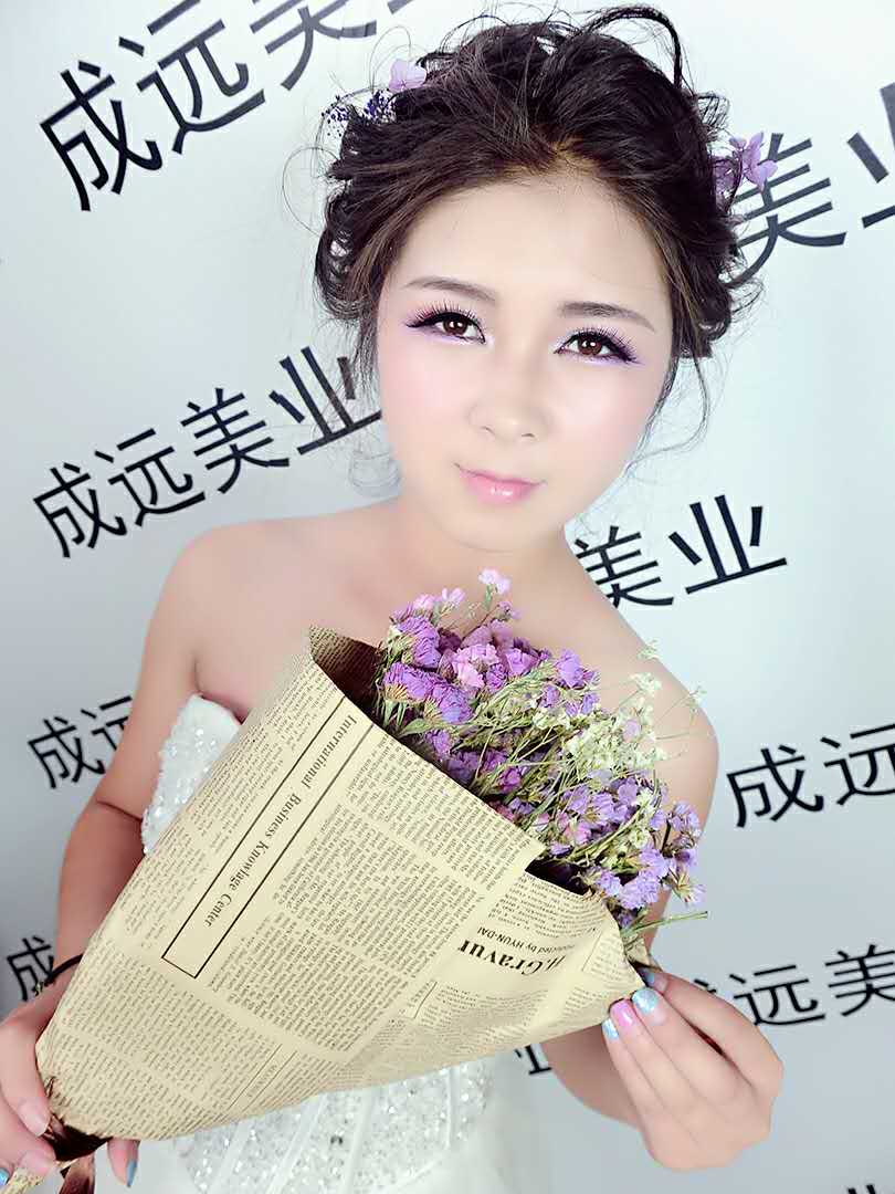 唐山成远化妆学校学生新娘跟妆作品