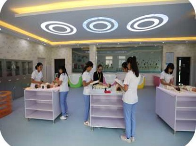 邯郸北方职业学校护理专业婴幼儿护理课程实训室