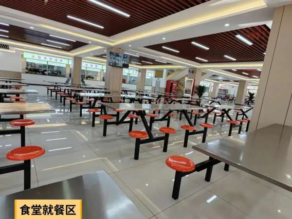 石家庄冀联医学中等专业学校餐厅