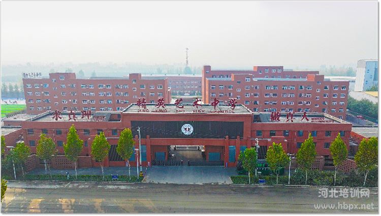 石家庄精英艺术高中大门俯视图