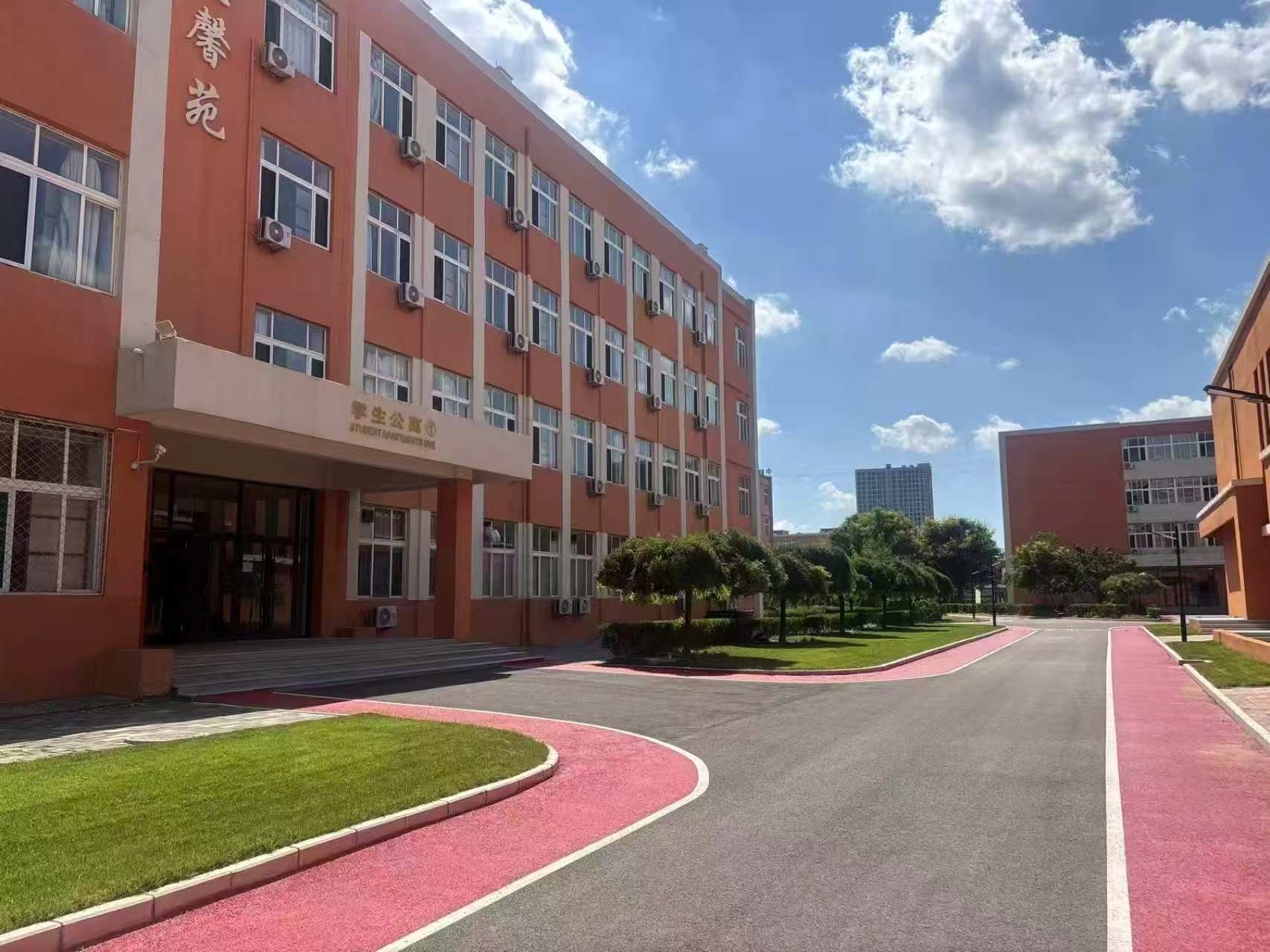 廊坊精英单招升学中心宿舍楼