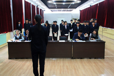 石家庄市职业财会学校2014年学生会干部换届面试如期举行