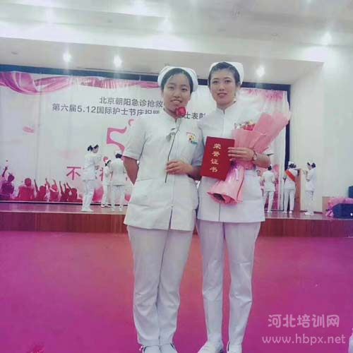 石家庄天使护士学校2018年护士节获奖学生