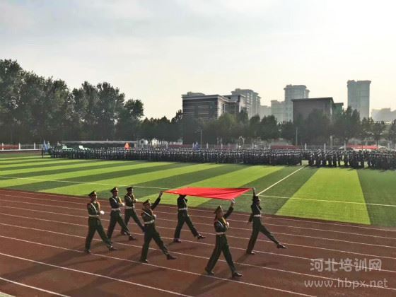 石家庄东华铁路学校国旗护卫队学生风采