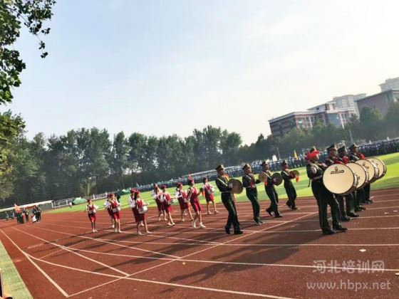 石家庄东华铁路学校军乐队学生风采