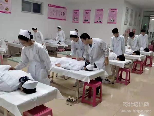 石家庄天使护士学校中医康复保健专业实践课