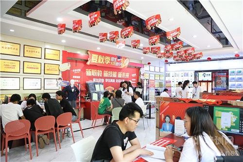 石家庄新华电脑学校中招咨询日活动举行