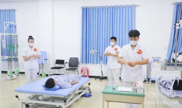 中职康复技术技能比赛一等奖获得者超越队