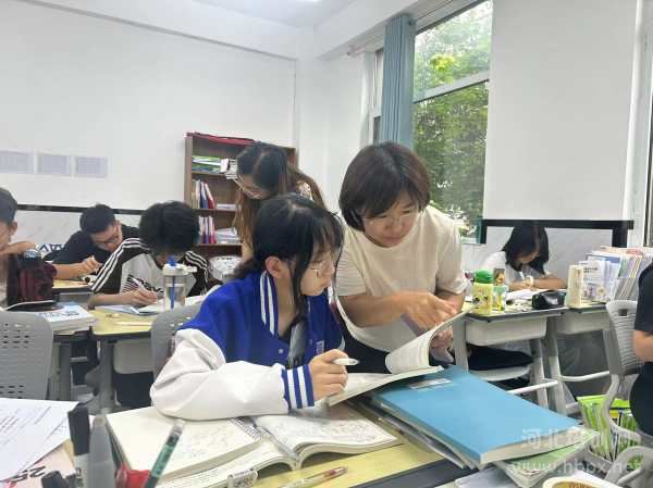石家庄佳鑫诺高三全封闭集训班自习课辅导