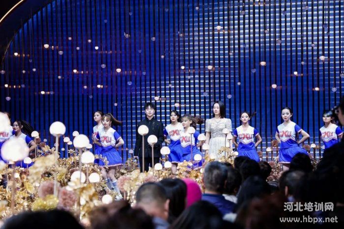 石家庄花都学校31周年校庆表演《一起向未来》