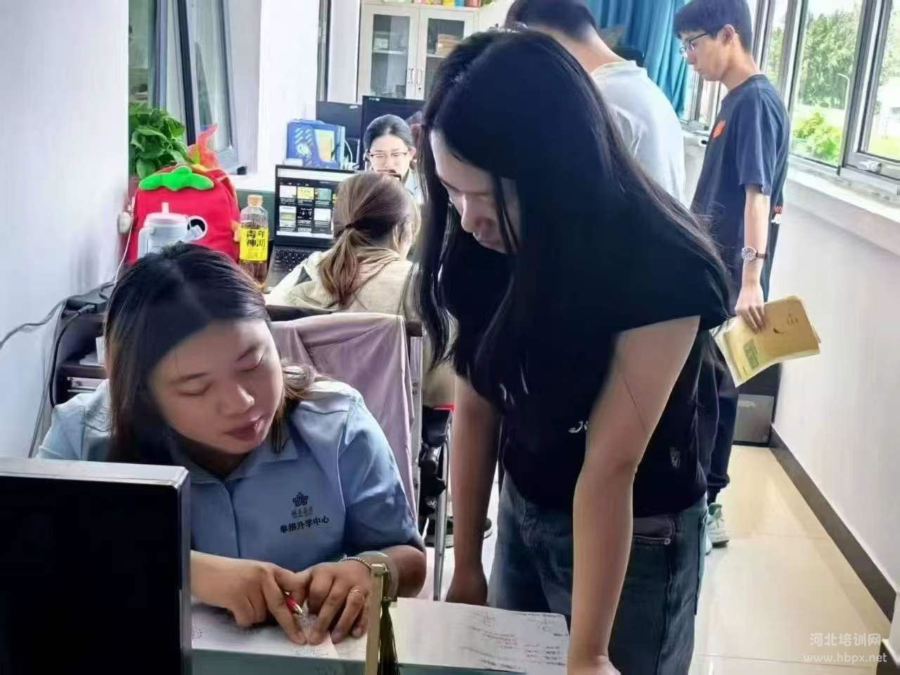 精英单招升学中心教师答疑