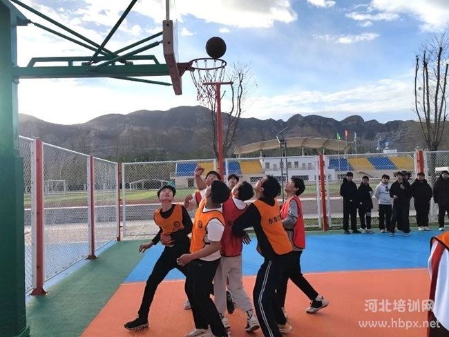 石家庄东华铁路学校篮球社