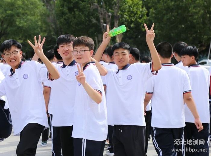 石家庄东华铁路学校学生