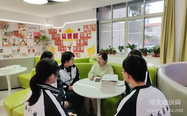 石家庄卓越中学高三复读班班主任心理疏导 石家庄卓越中学高三复读班班主任心理疏导